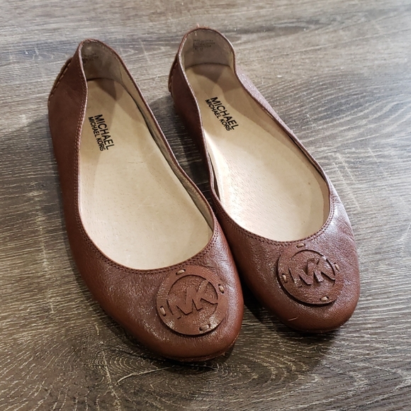 Michael Kors Shoes - Michael Kors Fulton leather driving moccasins 8.5